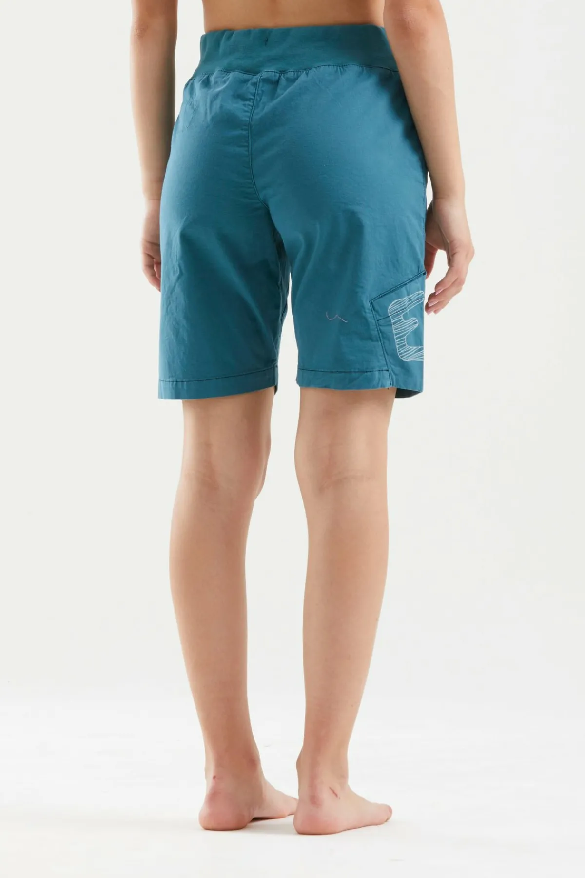 E9 B Pentago Peace| Kurze Hose